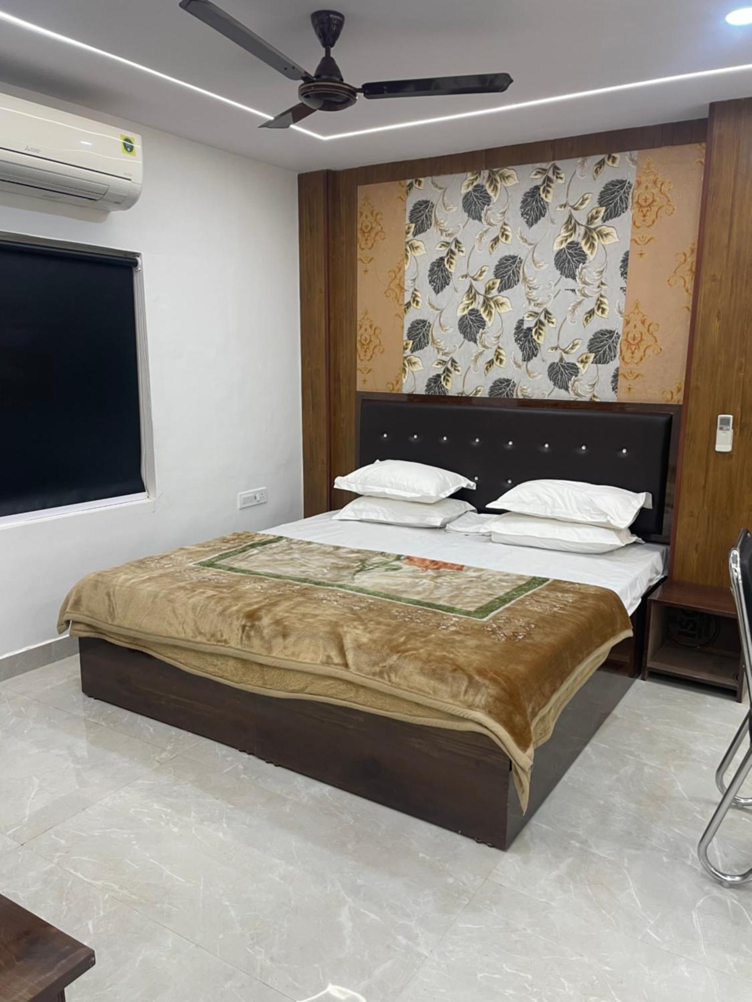 Bed and Breakfast Kashi Imperial Waranasi Zewnętrze zdjęcie